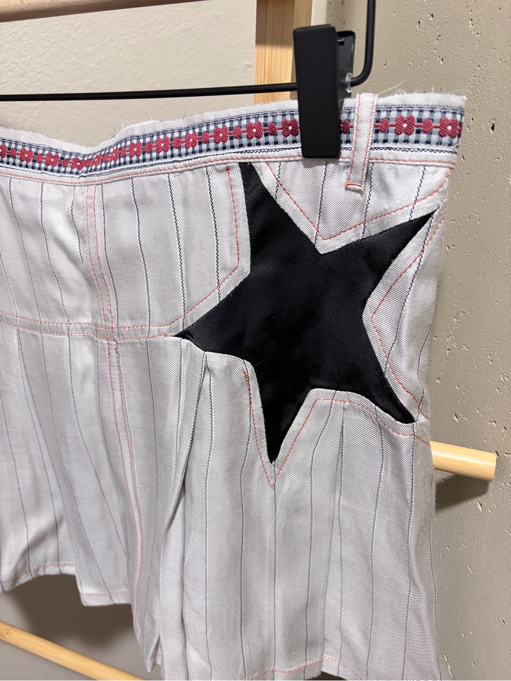Cormio Chelsey Pleated Viscose Mini Skirt — image 3 of 5